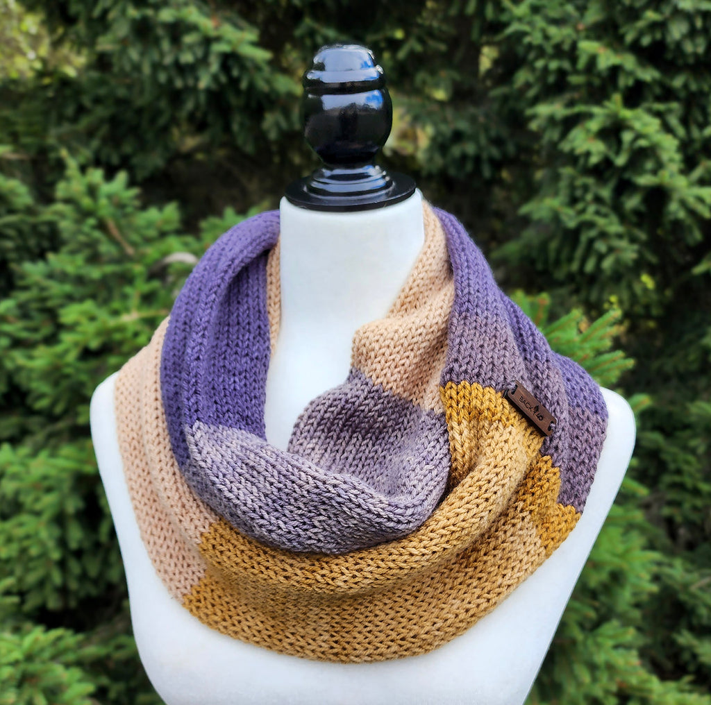 Classic Line Infinity Scarf (Multicolor) | Adult RTS