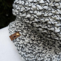 Luxe Line Bandana Cowl (Natural)