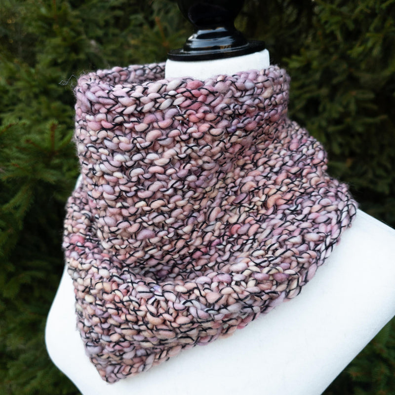 Luxe Line Bandana Cowl (Guyunusa)