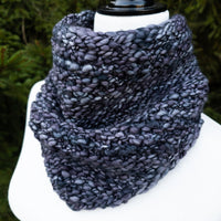 Luxe Line Bandana Cowl (Plomo)