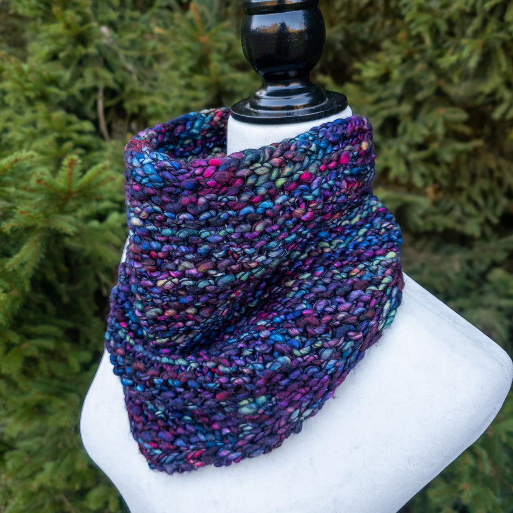 Luxe Line Bandana Cowl (Anniversario)