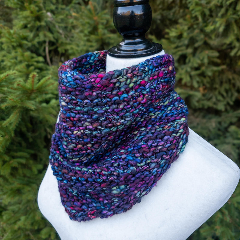Luxe Line Bandana Cowl (Anniversario)