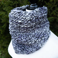 Luxe Line Bandana Cowl (Pearl)