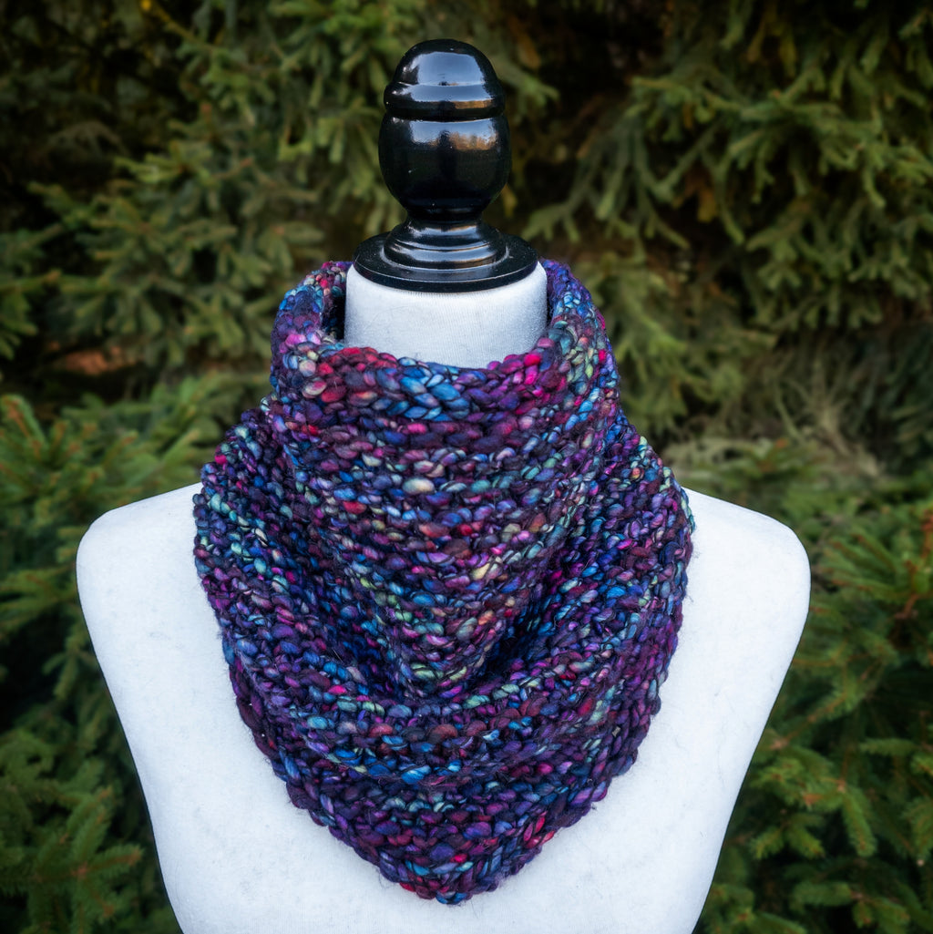 Luxe Line Bandana Cowl (Anniversario)