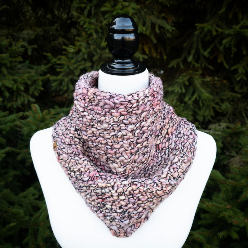 Luxe Line Bandana Cowl (Guyunusa)