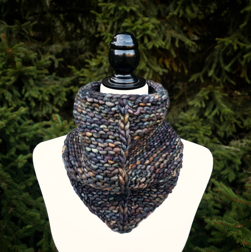 Luxe Line Pamn Bandana Cowl (Woodland)