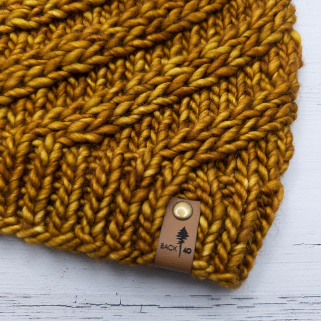 Luxe Line Estuary Beanie (Oro) | Adult