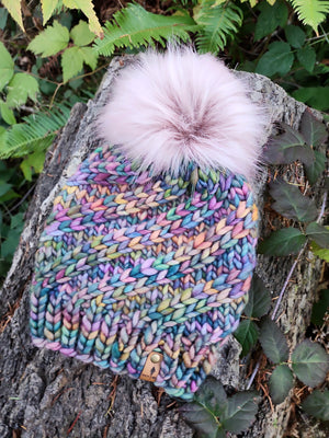 Luxe Line Estuary Beanie (Arco Iris) | Adult RTS