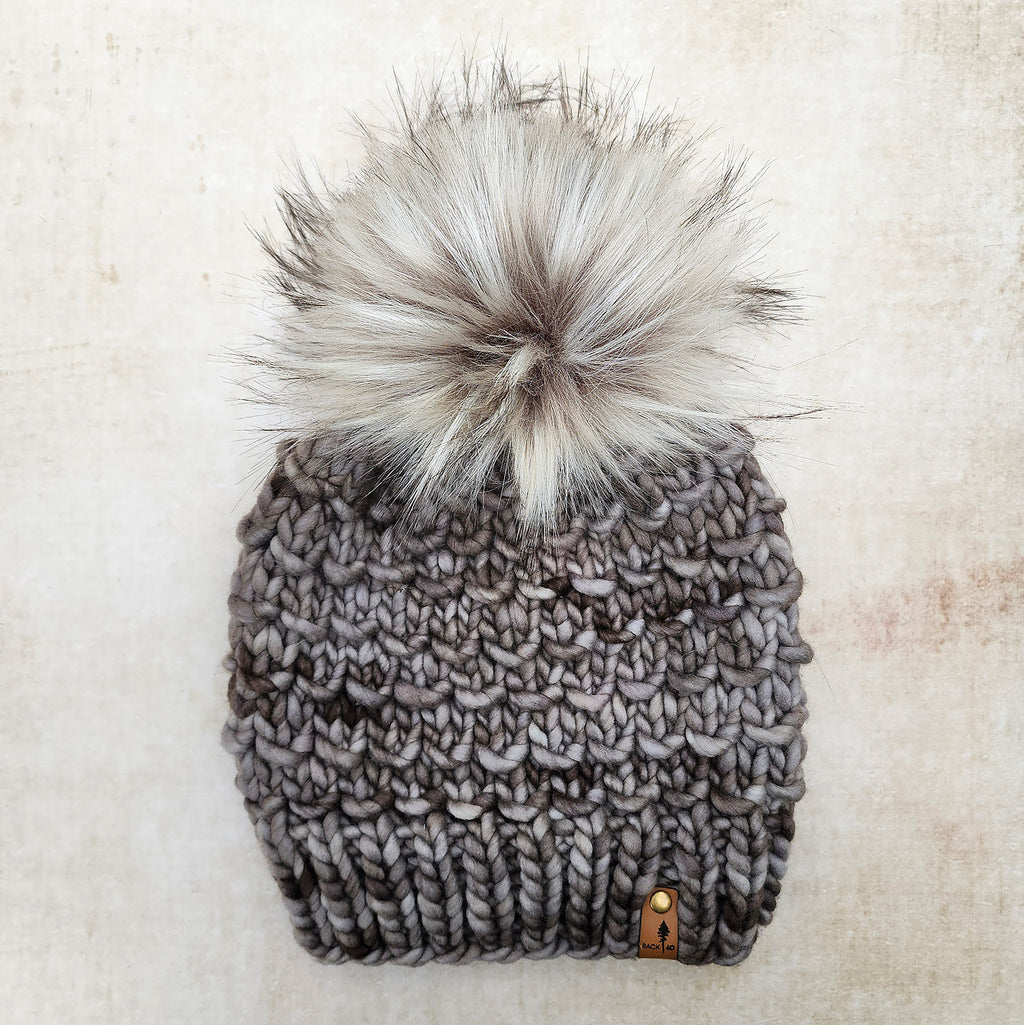 Luxe Line Mesa Beanie (Sombras) | Adult RTS