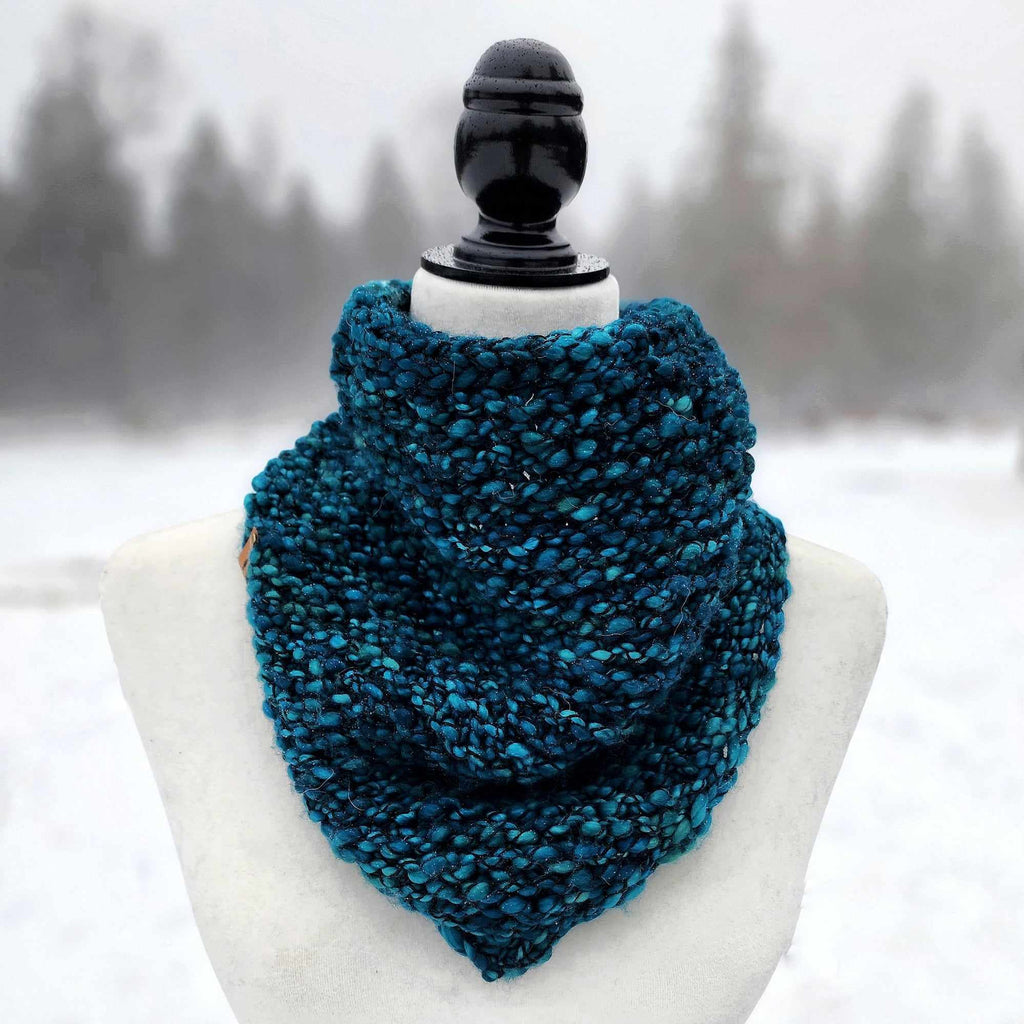 Luxe Line Bandana Cowl (Teal Feather) | Adult RTS
