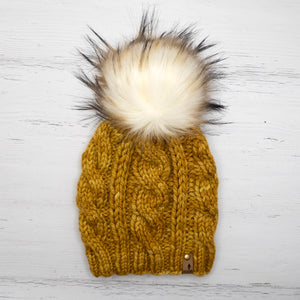 Luxe Line Eternity Beanie (Oro) | Adult