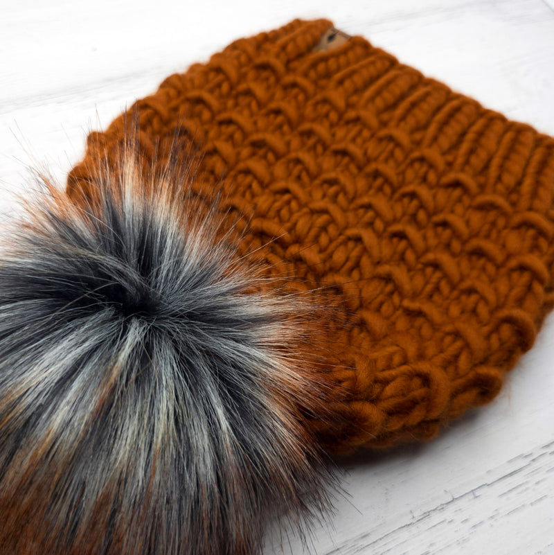 Luxe Line Mesa Beanie (Cinnamon) | Adult
