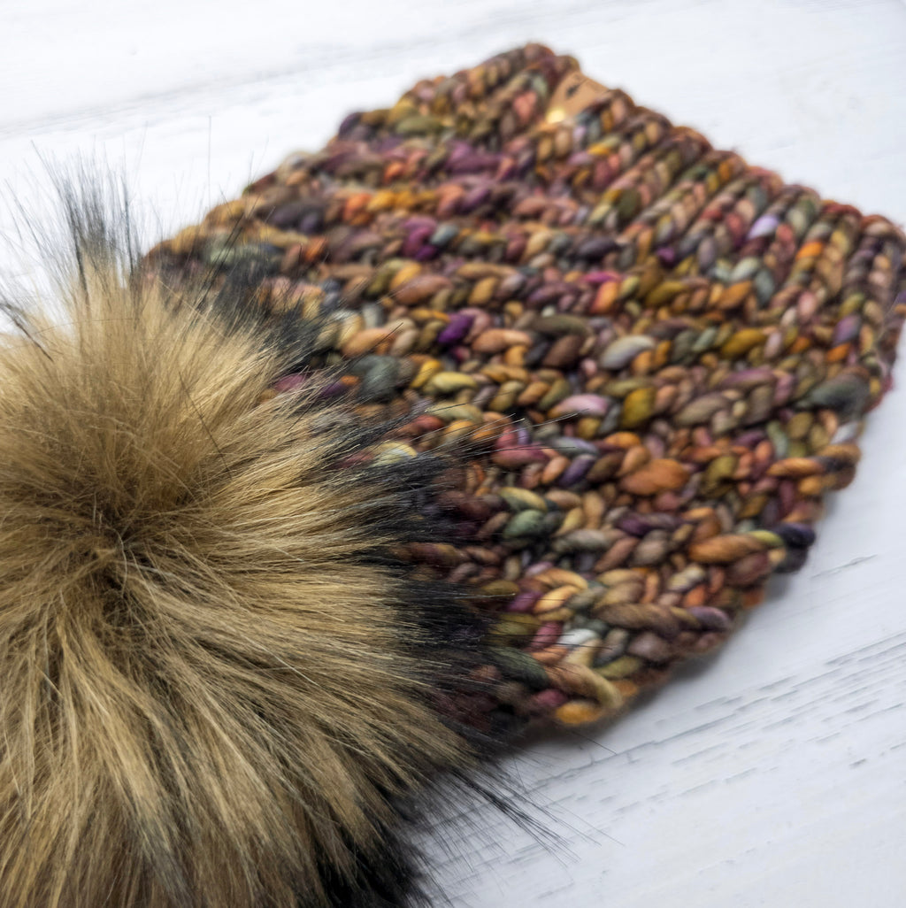 Luxe Line Emilia Beanie (Piedras) | Adult
