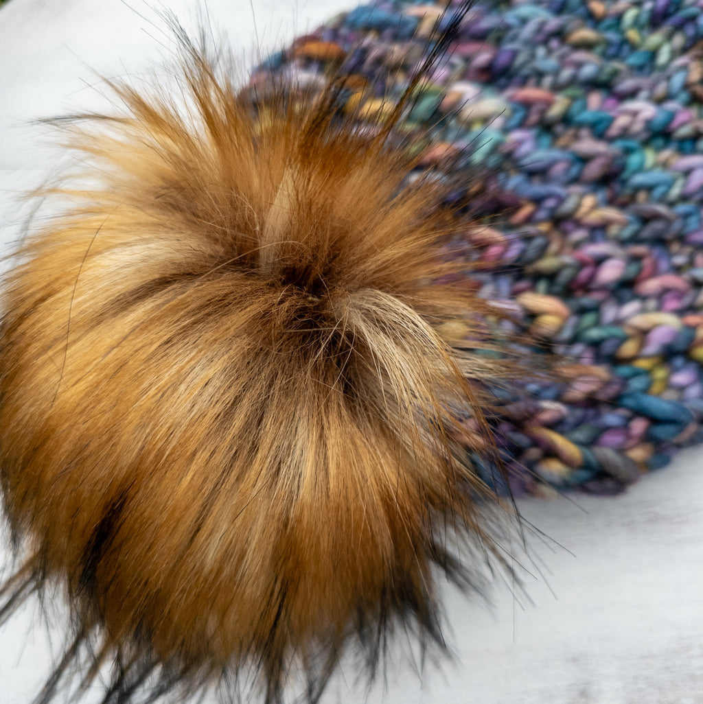 Luxe Line Emilia Beanie (Arco Iris) | Adult