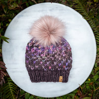 Luxe Line Sunrise Beanie (Pearl Ten/Dreamscape) | Adult