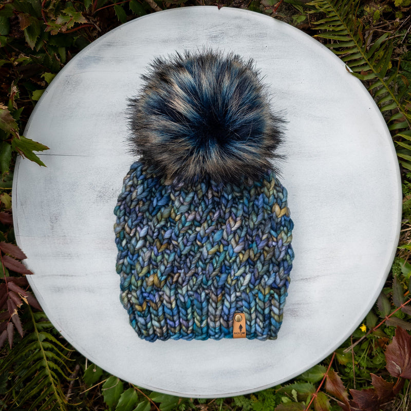 Luxe Line Emilia Beanie (Verdeazul) | Adult