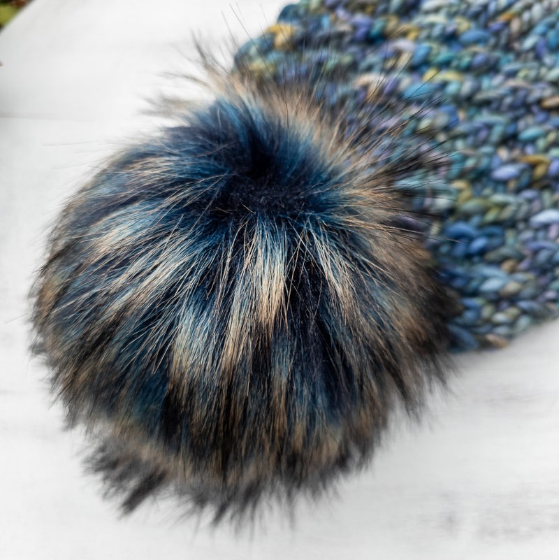 Luxe Line Emilia Beanie (Verdeazul) | Adult