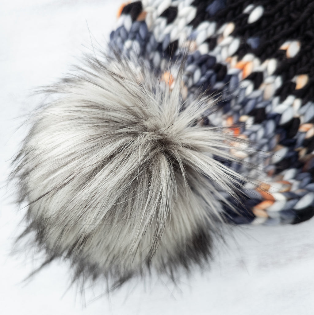 Luxe Line Primaveral Beanie (Leather Wave/Black) | Adult