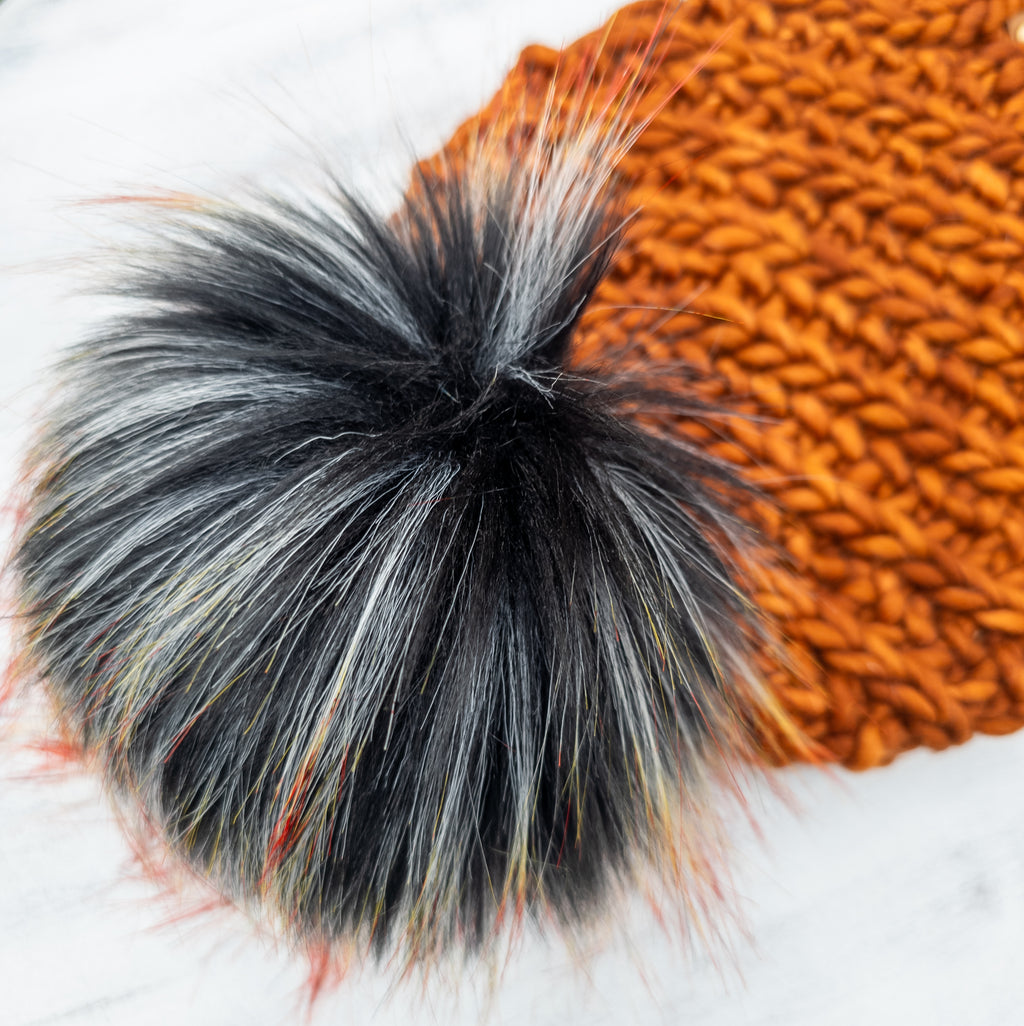 Luxe Line Gales of November Hat (Caramel) | Adult