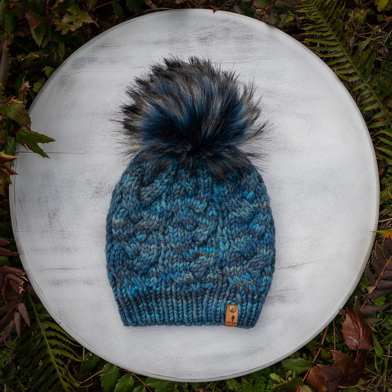 Luxe Line Delta Cable Beanie (Under the Sea) | Adult