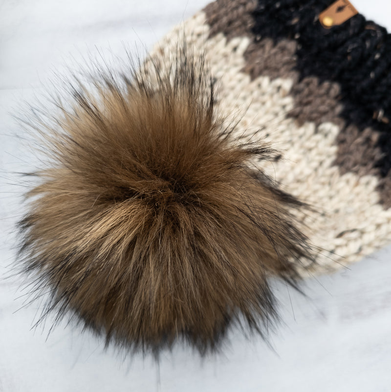 Classic Line Ombre Beanie (Obsidian) | Adult