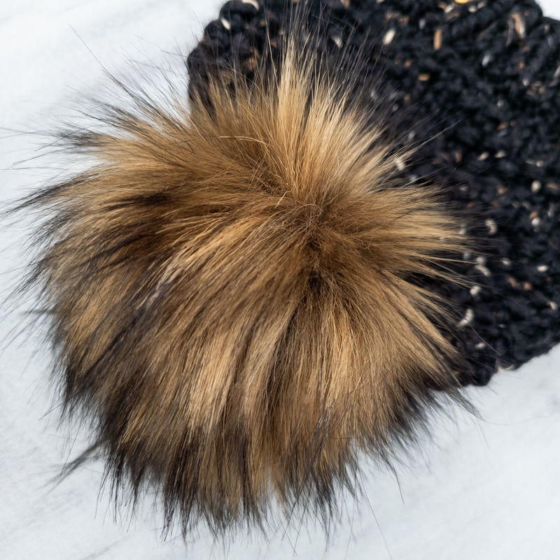 Classic Line Etta Toque (Obsidian) | Adult