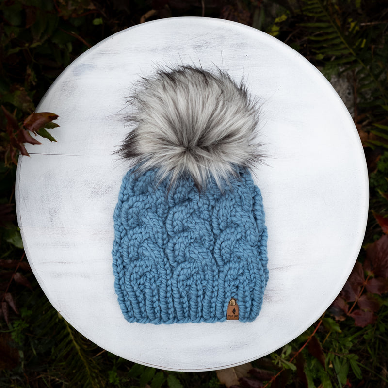 Classic Line Cable Beanie (Cornflower) | Adult