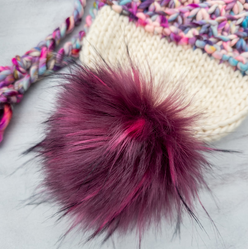 Luxe Line Crush Chapeau (Unique Color/Ivory) | 3-9 Years