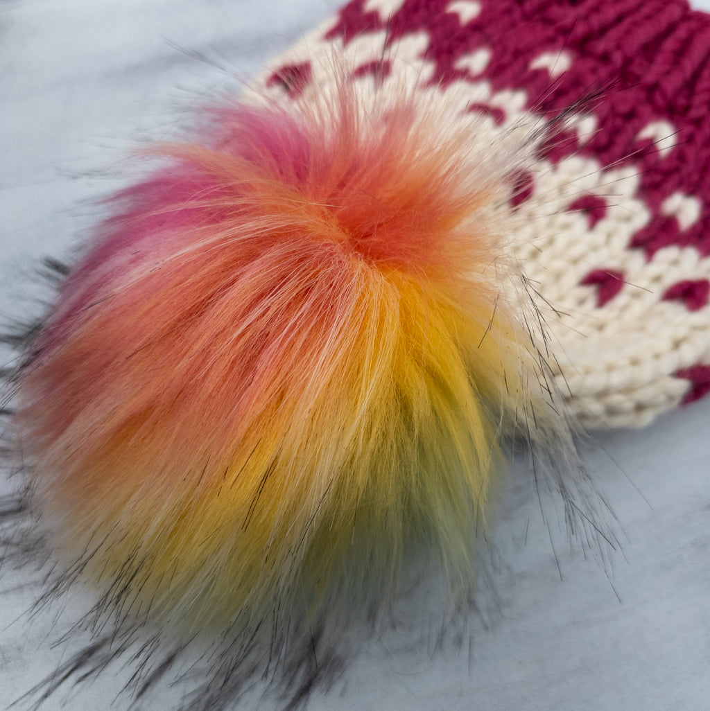 Primaveral Beanie (Raspberry/Ivory) | 3-9 Years