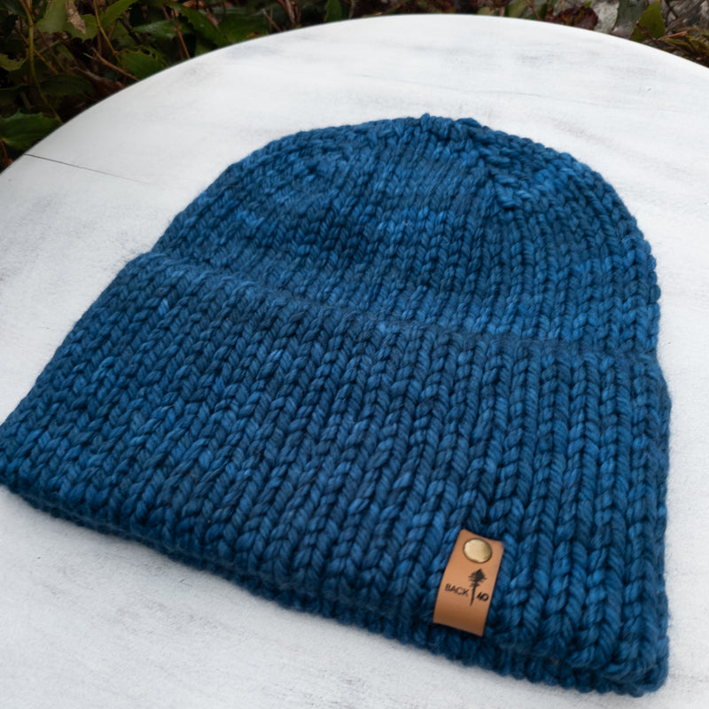 Luxe Line Jake Beanie (Azul Profundo) | Adult