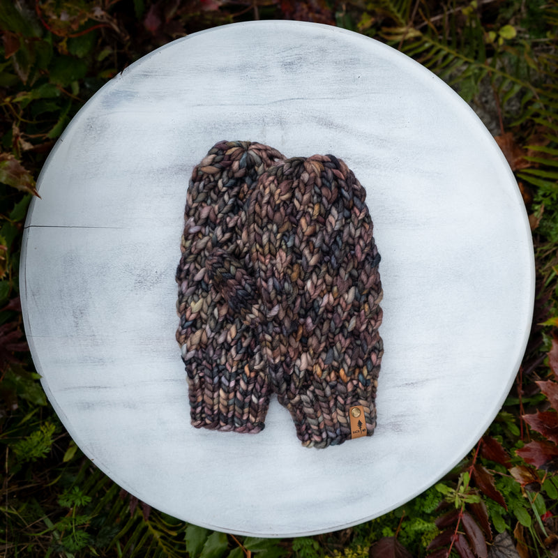 Luxe Line Toque/Mitten Set (Woodland) | Adult