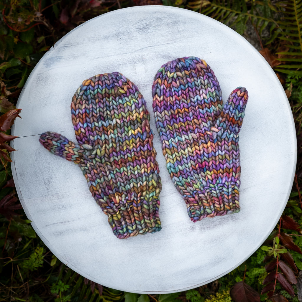 Luxe Line Mittens (Arco Iris) | Adult O/S