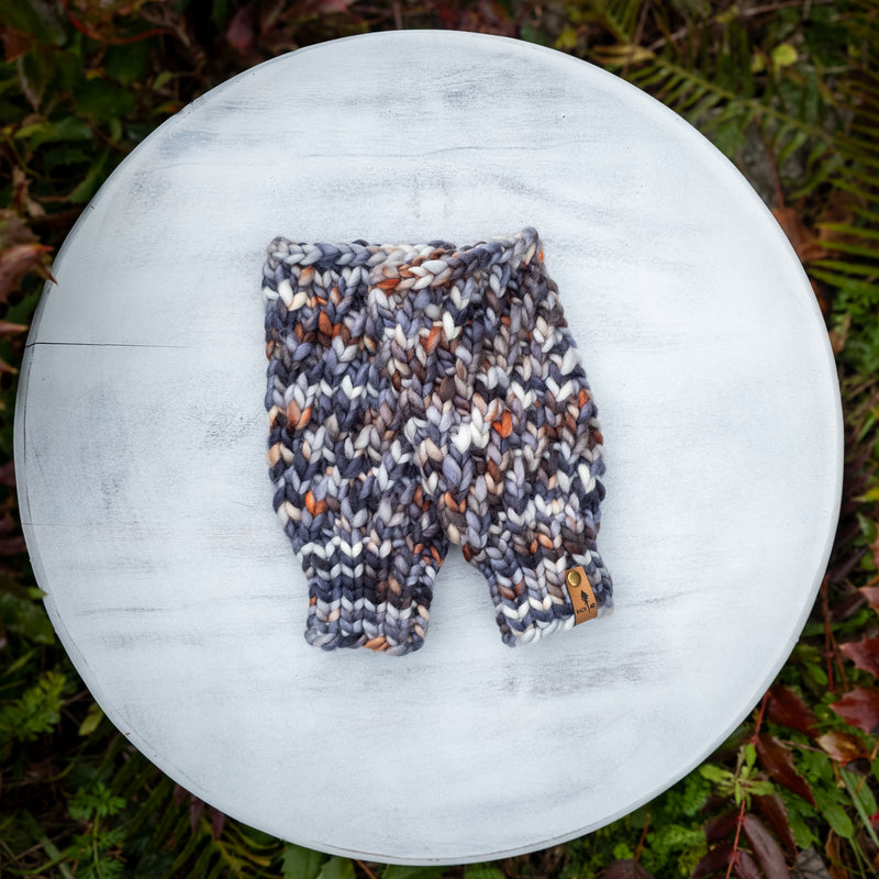 Luxe Line Fingerless Mitts (Leather Wave) | Adult O/S