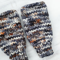 Luxe Line Fingerless Mitts (Leather Wave) | Adult O/S