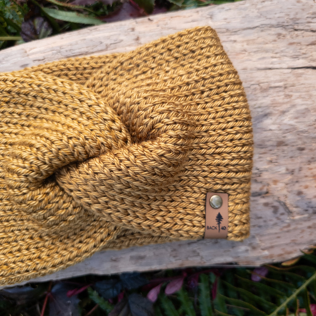 Classic Line Twist Headband |  Golden