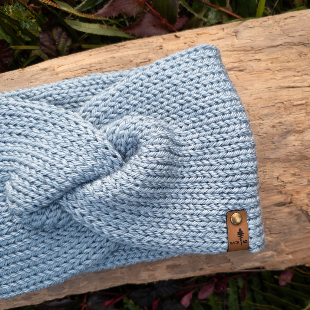 Classic Line Twist Headband | Powder Blue