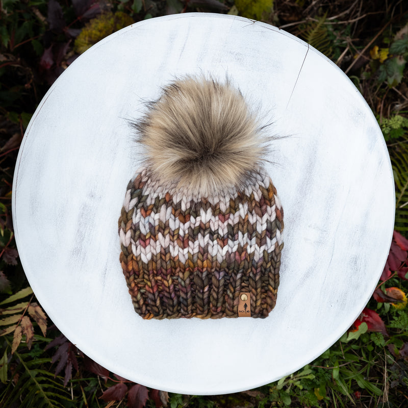 Luxe Line Aurora Glow Hat (Piedras/Whole Grain) | 3-9 Years
